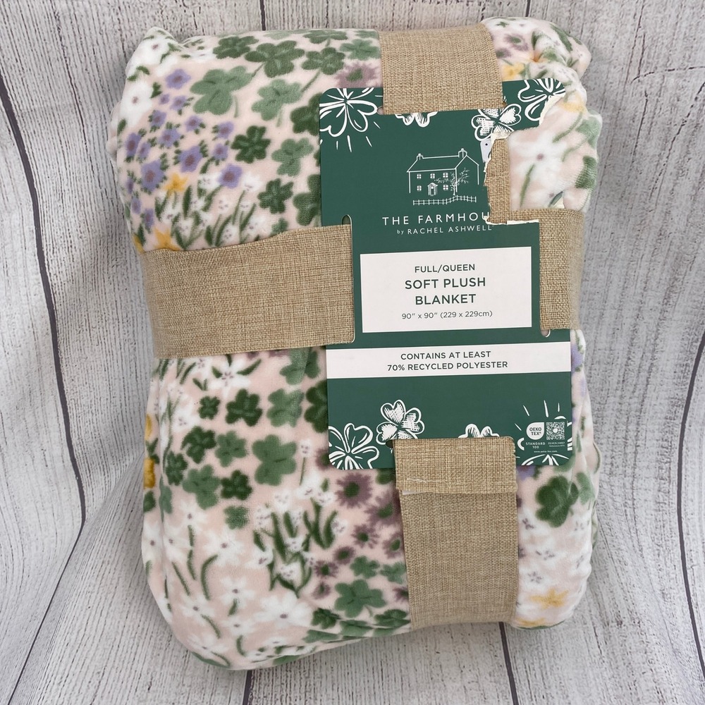 The Farmhouse Rachel Ashwell Blanket Full Queen Pink Floral Clover Soft Plush